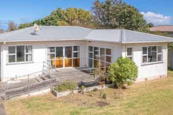 205 Puriri Street, Castlecliff
