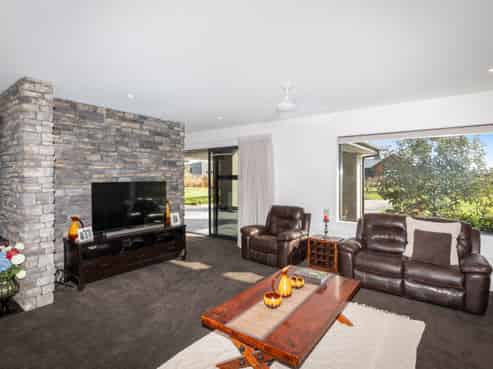25 Hallfield Drive, Ohoka