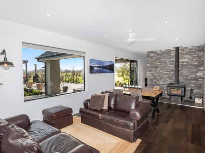 25 Hallfield Drive, Ohoka
