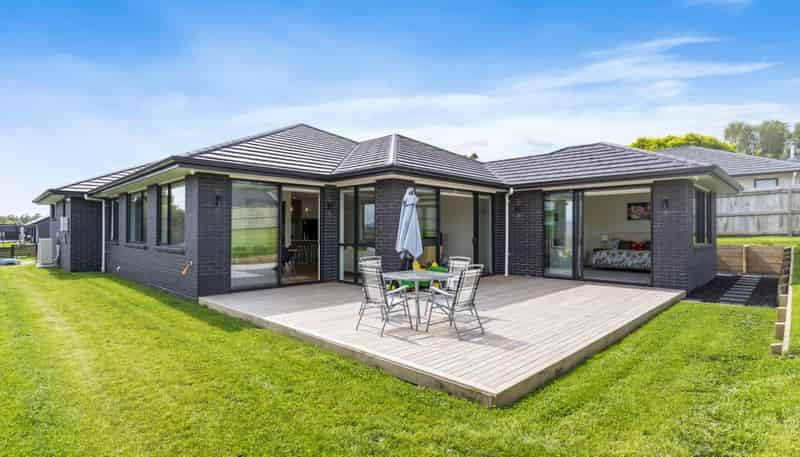 18 Laurelwood Avenue, Pukekohe