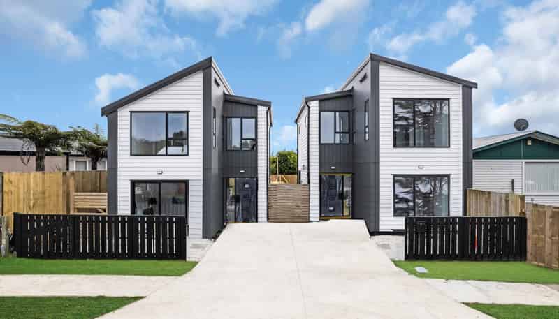 2C Raglan Street, Mangere East