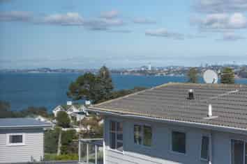 35A Toroa Street, Torbay