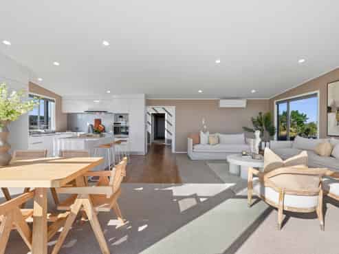 100 Elsham Road, Lepperton