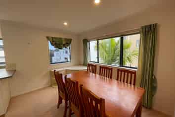 6 Baird Street, Howick