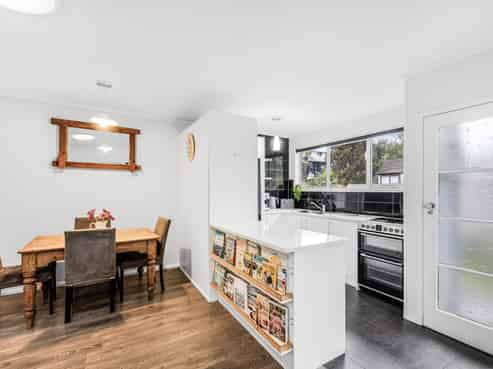 1/729 Beach Road, Browns Bay