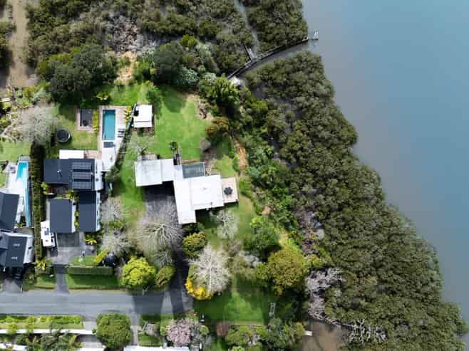 51 Kent Terrace, Riverhead