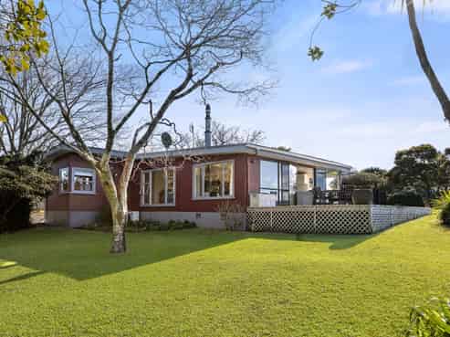 51 Kent Terrace, Riverhead