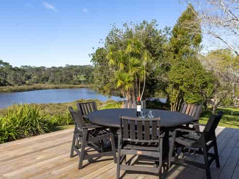 51 Kent Terrace, Riverhead
