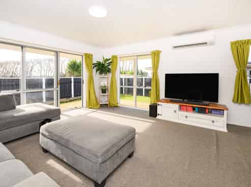 38 Newton Place, Westbrook