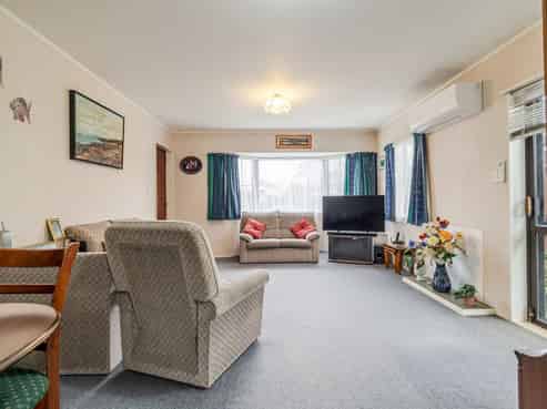 1 Pinedale Parade, Milson