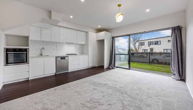 10 Pasla Close, Papakura