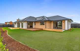 7 Farmview Lane, Lincoln