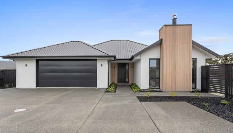 7 Farmview Lane, Lincoln