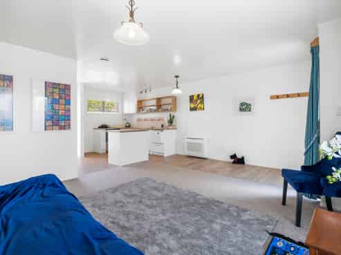 16B Beauchamp Street, Tawa