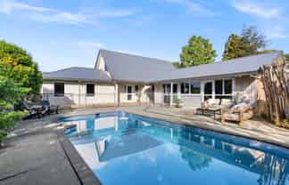 156 Valley View Road, Otaika