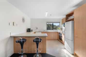 6/241 Hinemoa Street, Birkenhead
