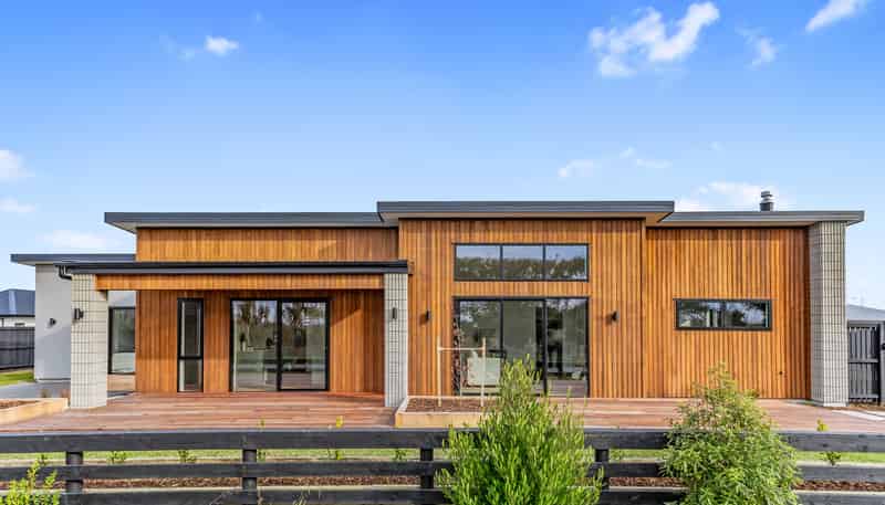 9 Farmview Lane, Lincoln