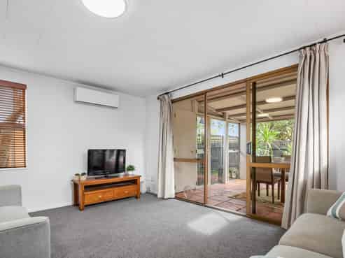 9 Pohutukawa Place, Ellerslie