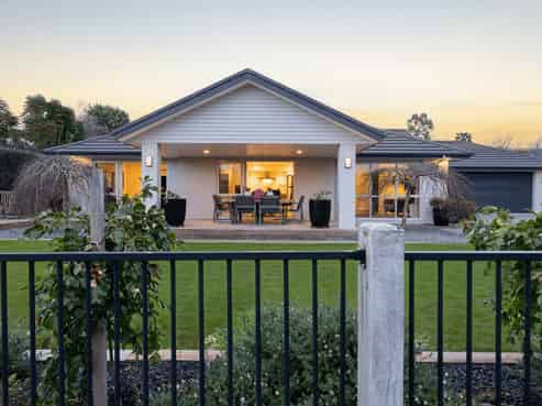 5 Mahy Way, Leamington