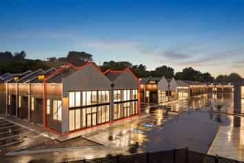 Sole cafe operator opportunity