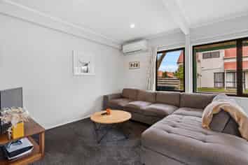 7/58 Cuba Street, Petone