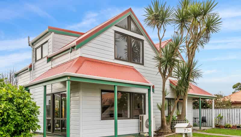 7/58 Cuba Street, Petone