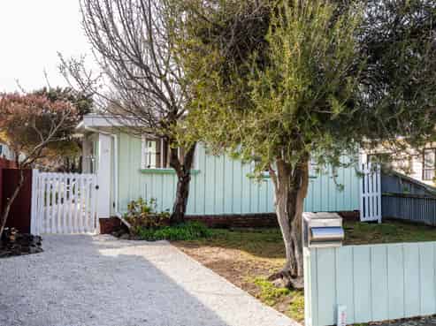 35 Colenso Street, Sumner