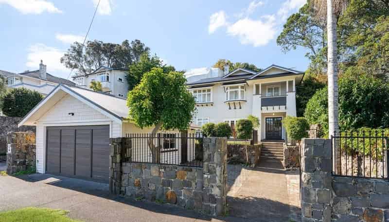 18  Charlton Ave , Mount Eden