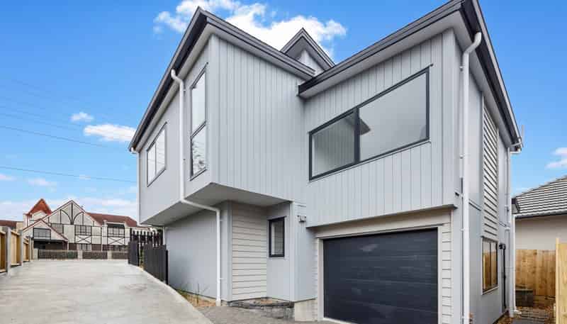 1594A Dominion Road Extension, Mount Roskill