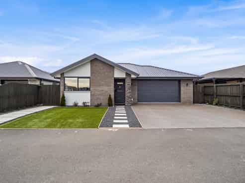5 Gallop Lane, Yaldhurst