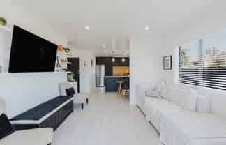 4/28 McKay Drive, Temple View