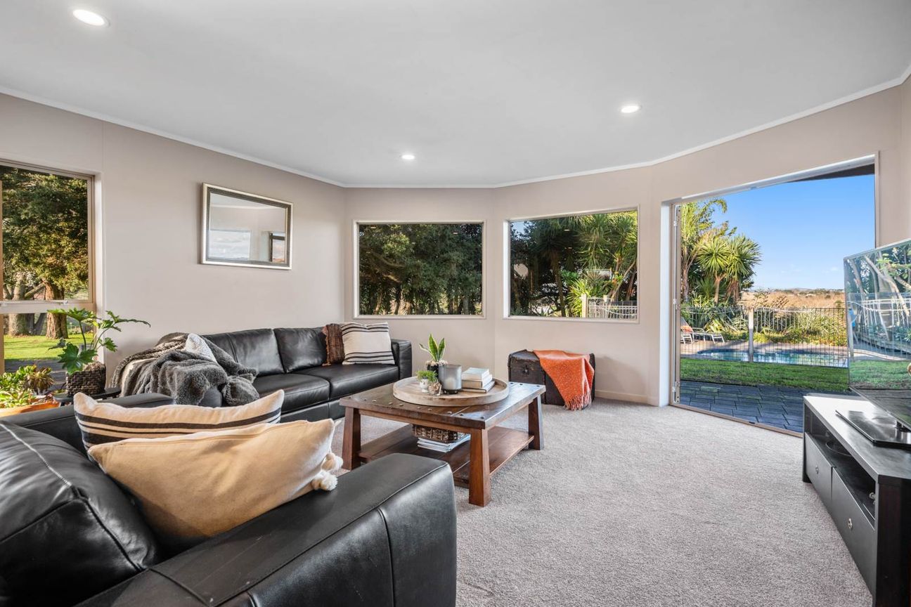 Great Opportunity In Beautiful Karaka - Widok 6