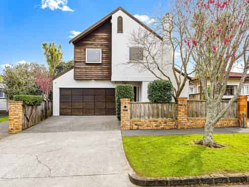 5 Peet Avenue, Royal Oak