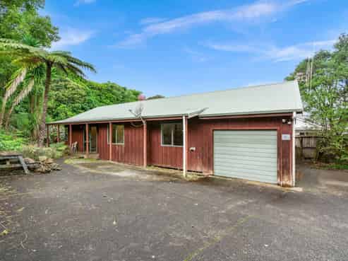 32A Clark Road, Kamo