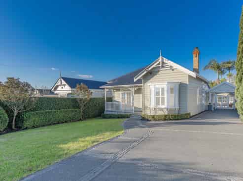 119 Western Springs Road, Morningside