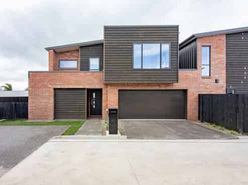 49 Maanihi Drive, Rototuna North