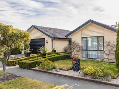 16 Napier Drive, Hornby