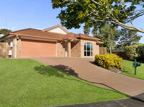 5 Castlehill Court, Wattle Downs