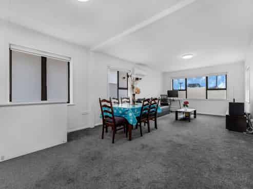 13 Geoffrey Place, Mangere East