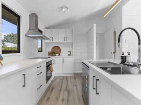 247 Tukapa Street, Westown