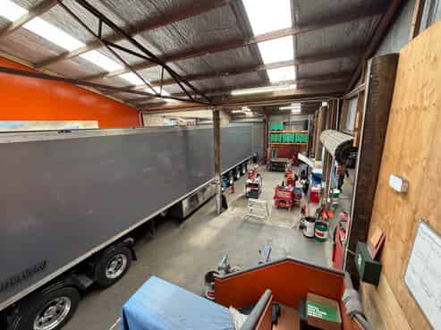 860M² WAREHOUSE ON JOHN
