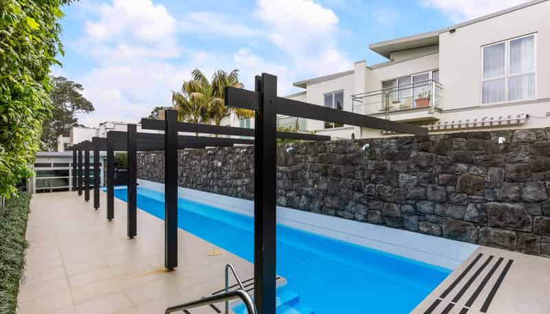 5/258 Hurstmere Road, Takapuna