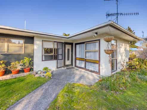13B Church Street, Waipawa