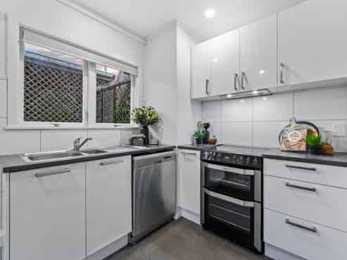 39b Caulton Street, Saint Johns