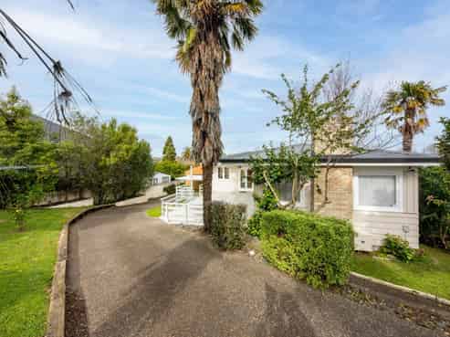 52 Cambridge Road, Hillcrest