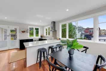 52 Cambridge Road, Hillcrest