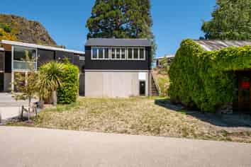 7 Gala Burn Lane, The Croft, Arrowtown
