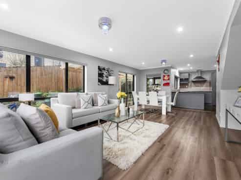 73C Robert Skelton Place, Clendon Park
