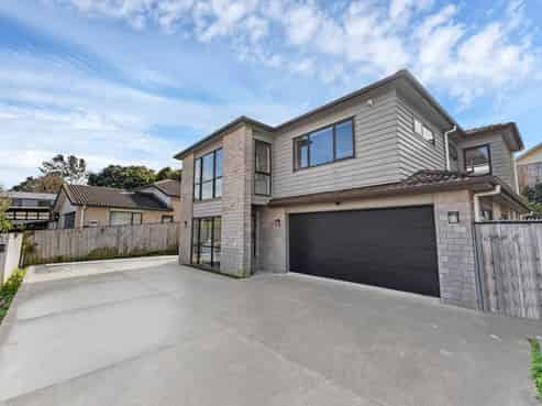73C Robert Skelton Place, Clendon Park