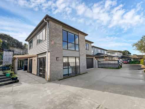 73C Robert Skelton Place, Clendon Park